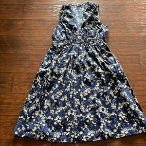 ANA Floral Sleeveless Dress in Navy and Cream
